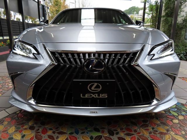 Lexus ES 2021-11 185474-3