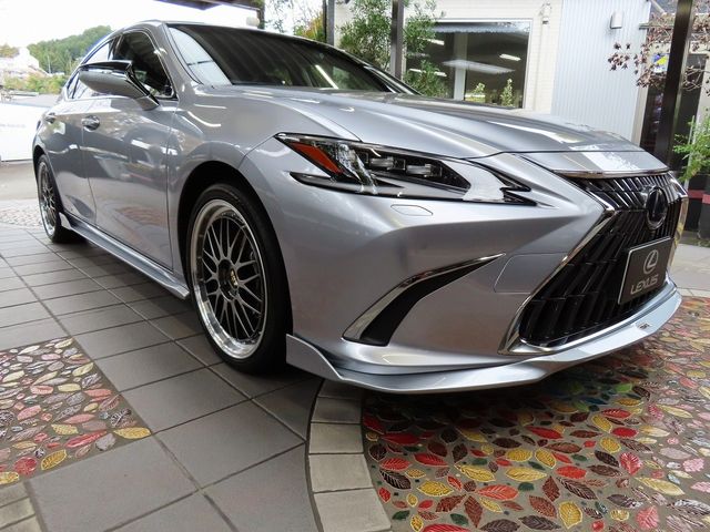 Lexus ES 2021-11 185474-5