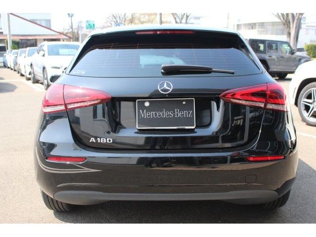 Mercedes Benz A-CLASS 2019-03 3002-10
