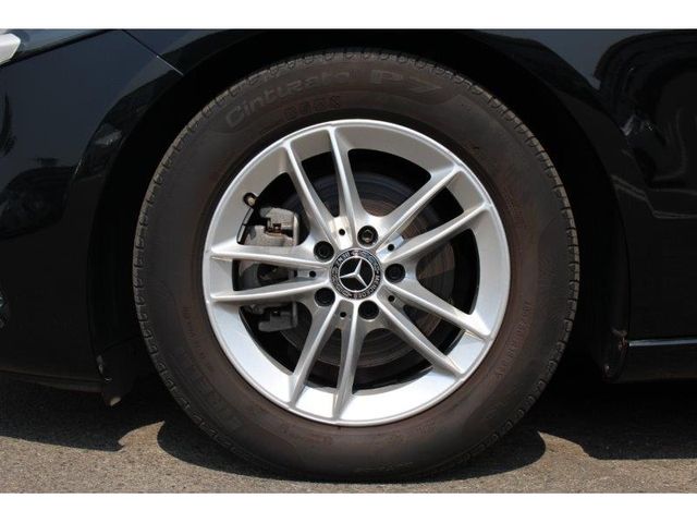 Mercedes Benz A-CLASS 2019-03 3002-7