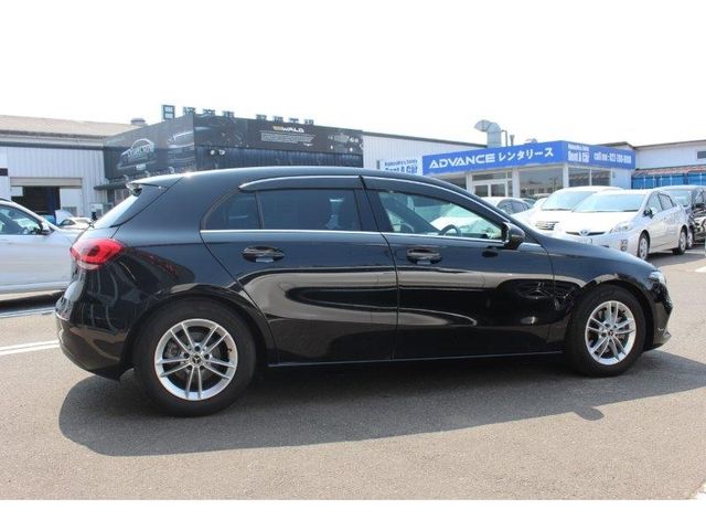 Mercedes Benz A-CLASS 2019-03 3002-21