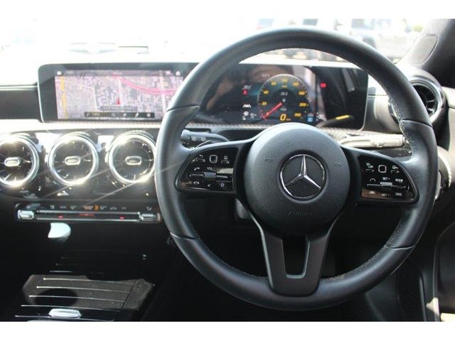Mercedes Benz A-CLASS 2019-03 3002-22