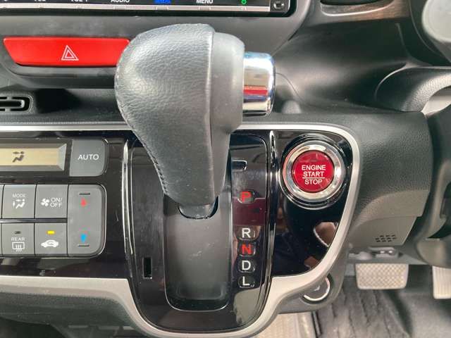 Honda N BOX SLASH 2019-05 14116-15