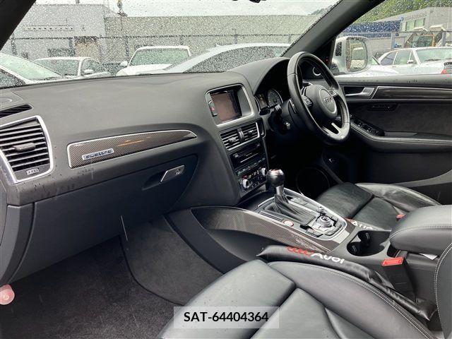 Audi SQ5 2016-06 331342-21