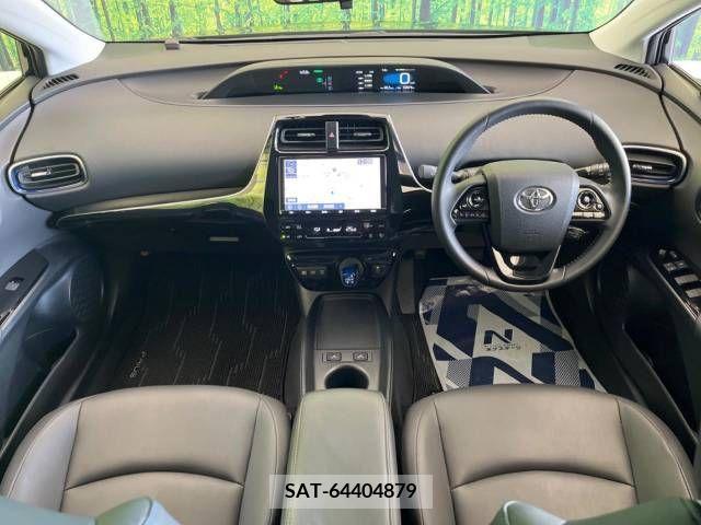 Toyota PRIUS 2019-10 281814-1