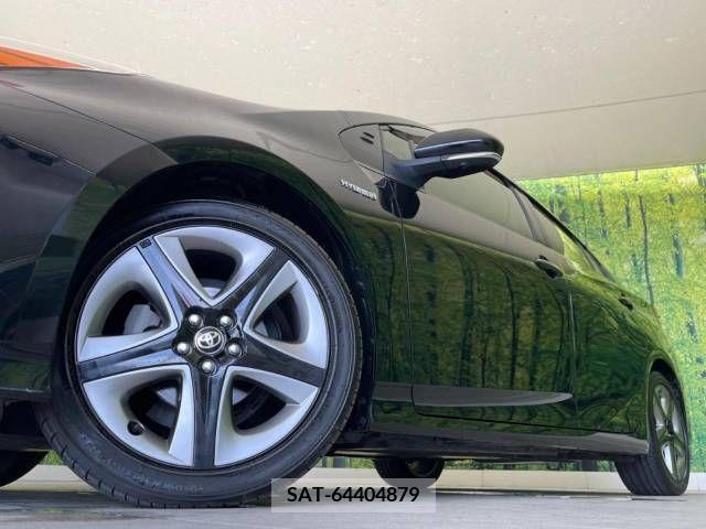 Toyota PRIUS 2019-10 281814-12