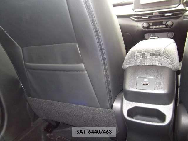 Nissan AURA 2023-09 261454-10
