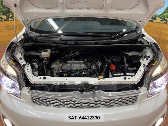 Toyota VOXY 2013-03 217084-18