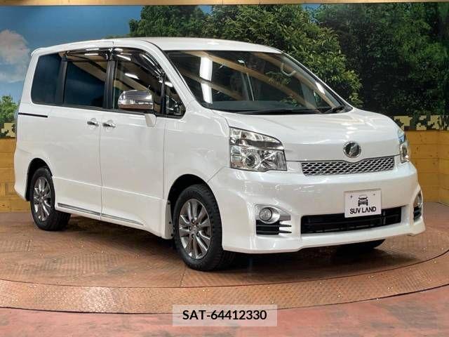 Toyota VOXY 2013-03 217084-17