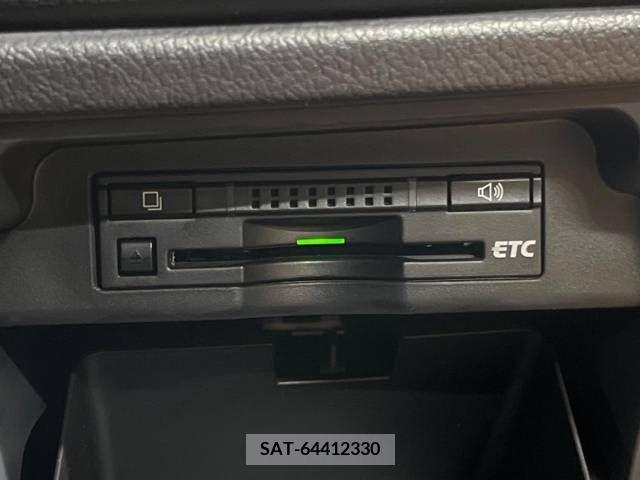Toyota VOXY 2013-03 217084-5