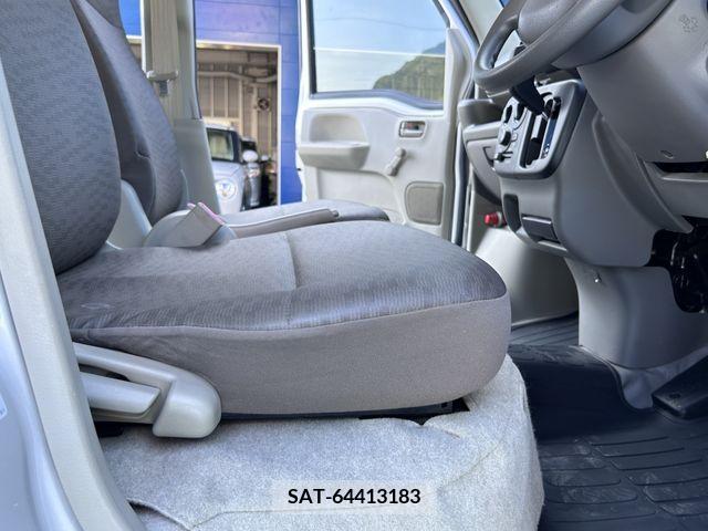 Suzuki EVERY 2016-02 354998-11