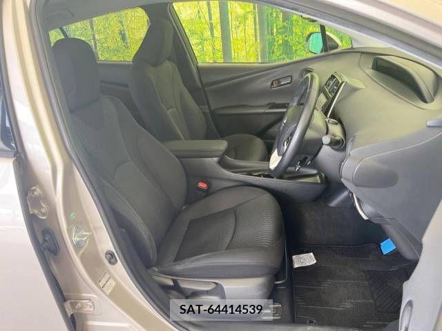 Toyota PRIUS 2016-11 376724-8