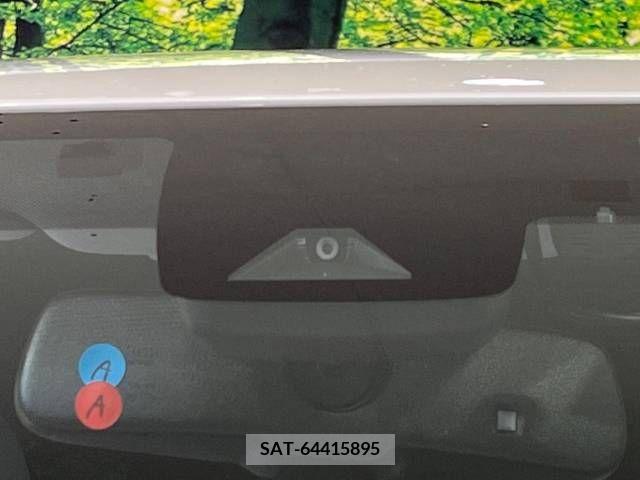 Toyota PRIUS 2017-05 281986-4