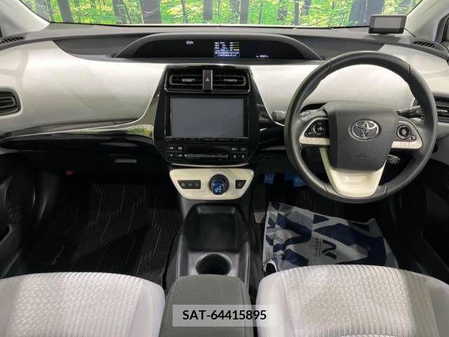Toyota PRIUS 2017-05 281986-1