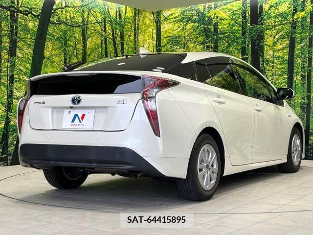 Toyota PRIUS 2017-05 281986-17