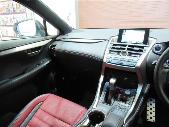 Lexus NX 2015-05 1430-9