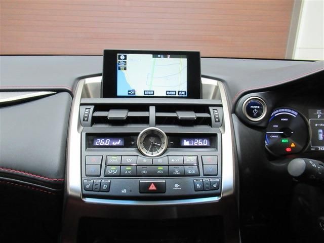 Lexus NX 2015-05 1430-8