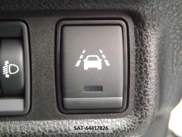 Nissan NOTE 2019-04 228474-9