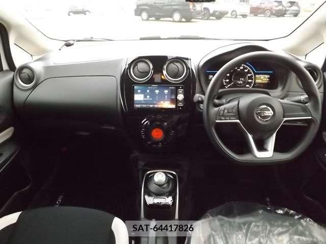 Nissan NOTE 2019-04 228474-2