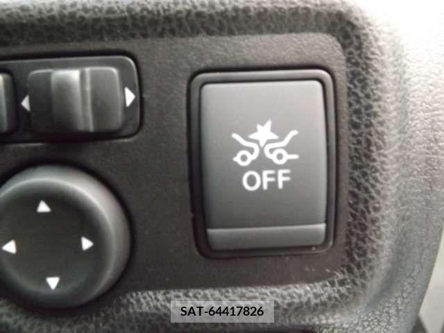 Nissan NOTE 2019-04 228474-6