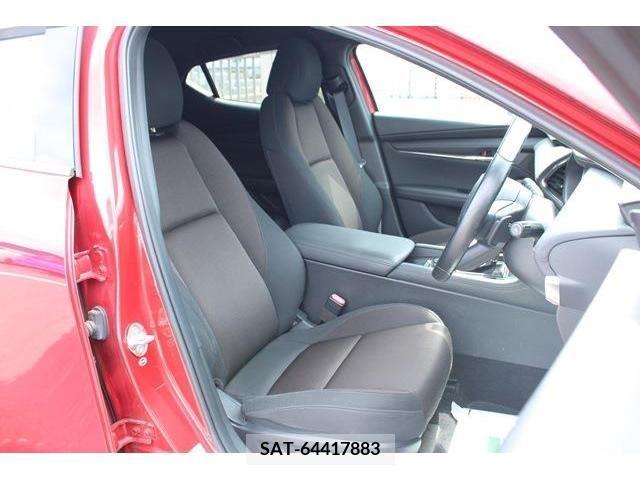 Mazda MAZDA3 2019-07 363302-13