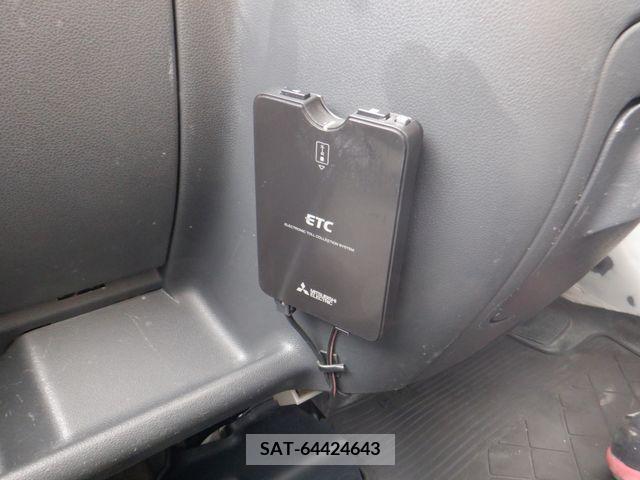 Daihatsu HIJET VAN 2016-10 206674-8