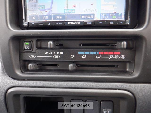 Daihatsu HIJET VAN 2016-10 206674-6