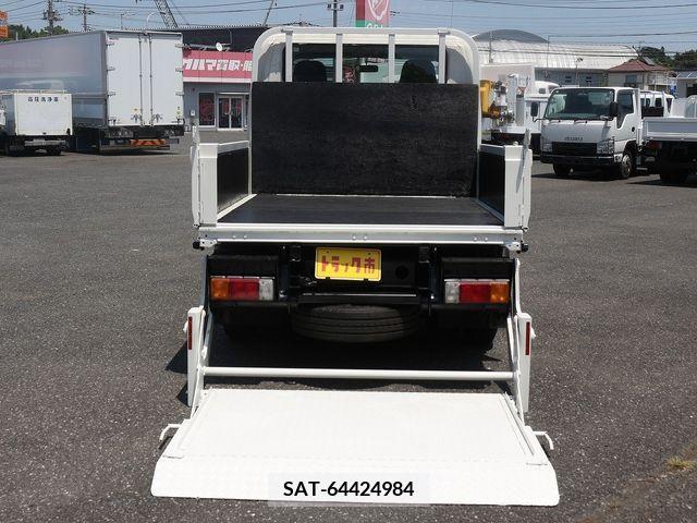 Hino DUTRO 2017-11 343003-11