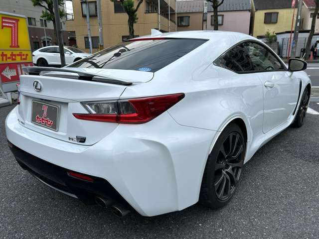 Lexus RC F 2015-02 8842-4