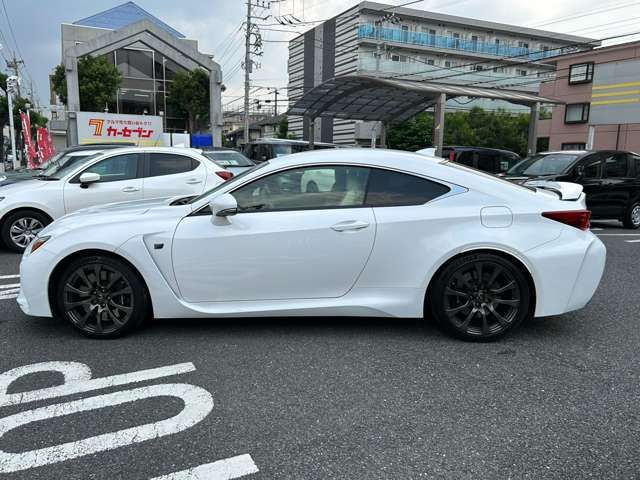 Lexus RC F 2015-02 8842-7