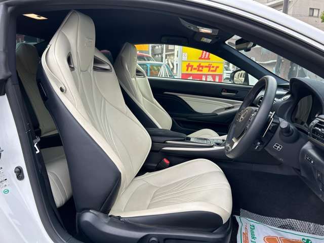 Lexus RC F 2015-02 8842-12