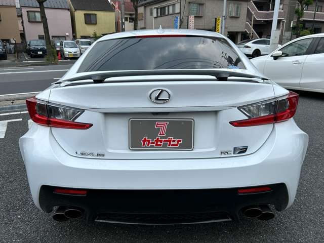 Lexus RC F 2015-02 8842-5