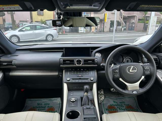 Lexus RC F 2015-02 8842-8