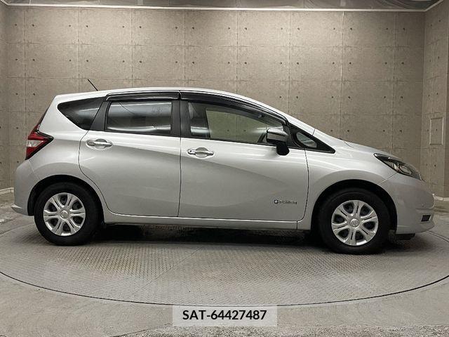 Nissan NOTE 2019-01 327991-5
