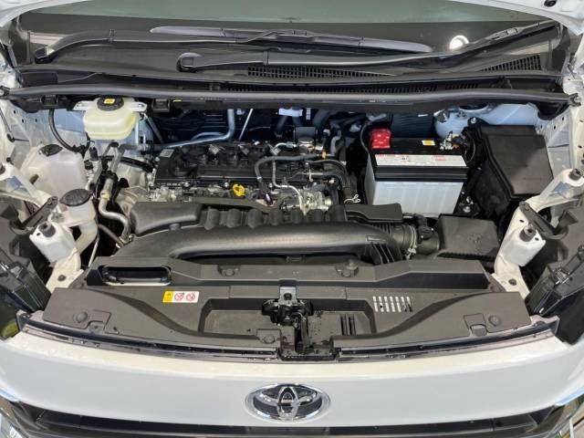 Toyota VOXY 2023-05 195799-19