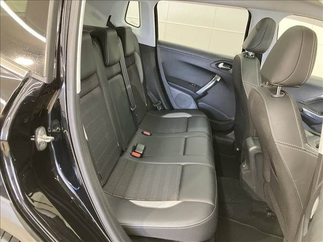 Peugeot 2008 2017-05 185904-12