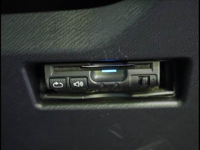 Toyota AQUA 2015-03 192098-4