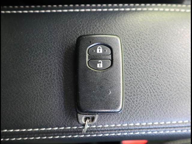 Toyota AQUA 2015-03 192098-10