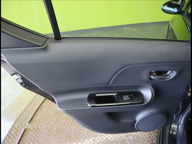 Toyota AQUA 2015-03 192098-23