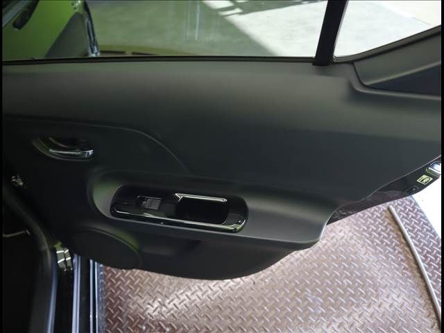 Toyota AQUA 2015-03 192098-19