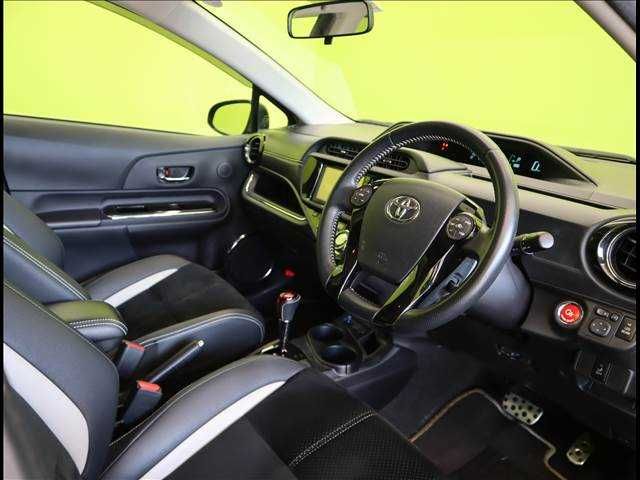 Toyota AQUA 2015-03 192098-15