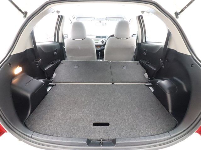 Toyota VITZ 2011-03 188883-8