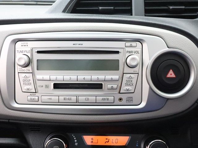 Toyota VITZ 2011-03 188883-11