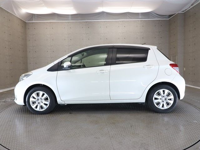 Toyota VITZ 2011-03 188883-25