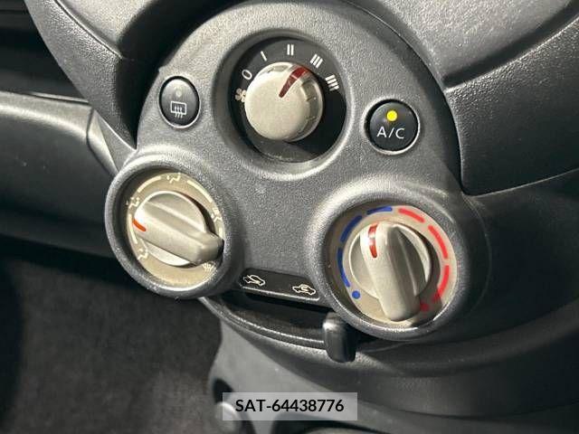 Nissan MARCH 2012-01 377786-4