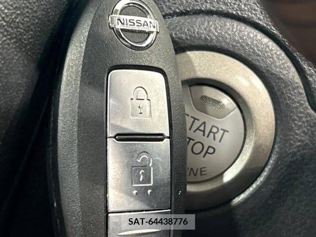 Nissan MARCH 2012-01 377786-3