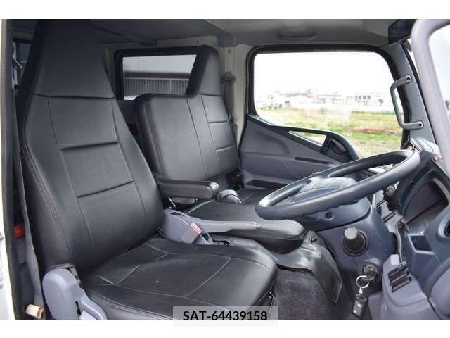 Mitsubishi CANTER 2016-03 215012-13
