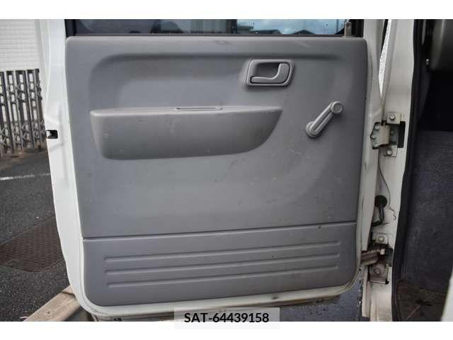 Mitsubishi CANTER 2016-03 215012-12