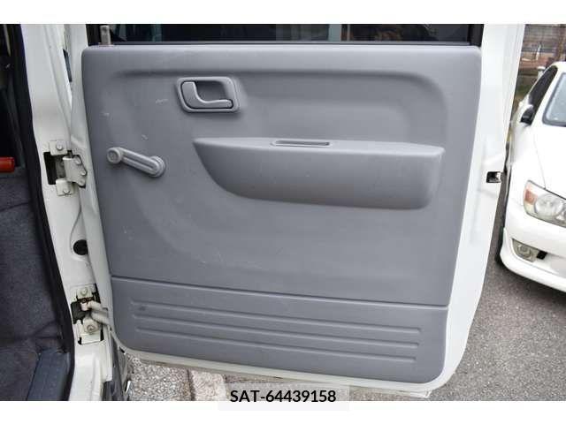 Mitsubishi CANTER 2016-03 215012-11