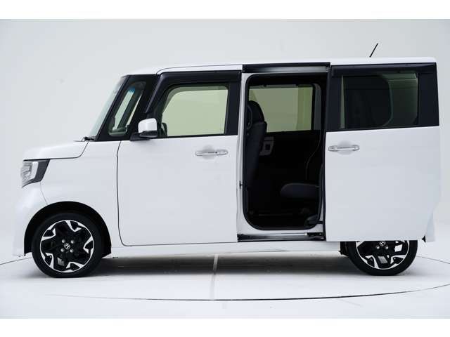 Honda N BOX CUSTOM 2018-09 539-2